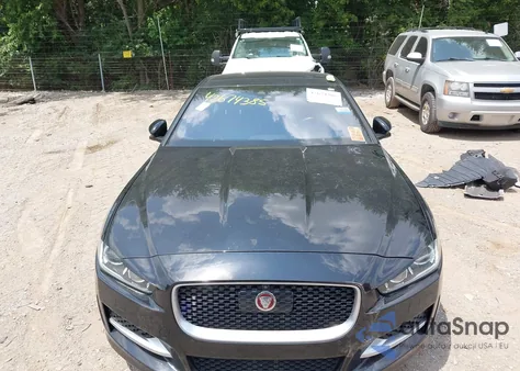 2017 Jaguar Xe 35T R-Sport z USA, uszkodzony, nr VIN SAJAL4BVXHA950319
